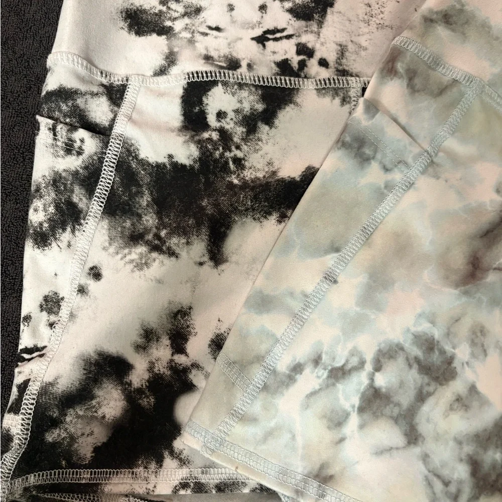 2 pair Women’s Evolution & Creation Tie-Dye Bike Shorts Size L